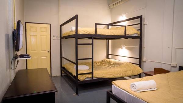 Gotum Hostel 2 & Money Exchange