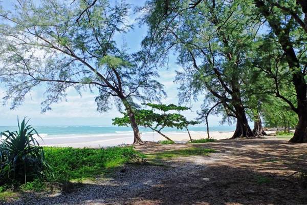 Proud Phuket Hotel - SHA Extra Plus