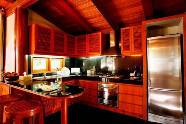 Surin Beach Villa 3 bedrooms