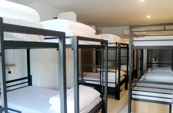 Phuket Marine Poshtel - SHA Plus