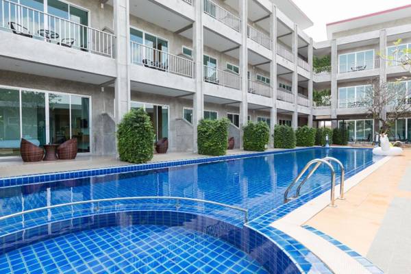 ZEN Rooms Takua Thung Road