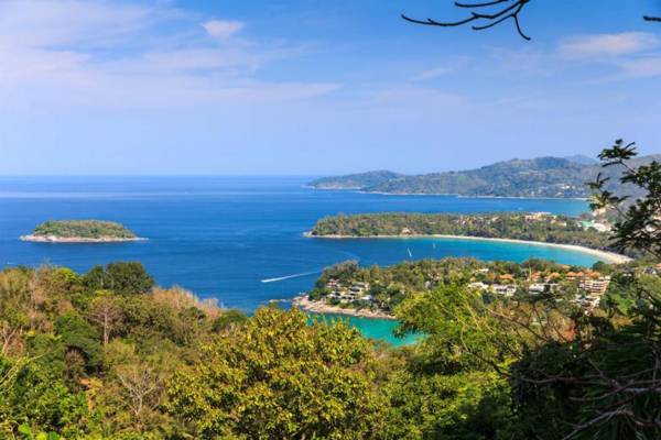 PV60-1BR in the best Patong location pool & gym!