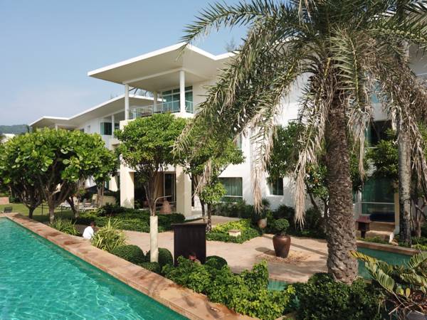 Karon Sea View Beach Apartment