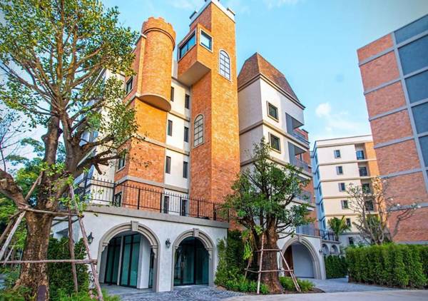 NaiYang beach Title Residencies by Phuket Apartments