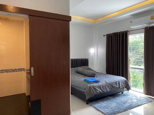 OYO 1150 Sawasdee Orange Phuket Guest House