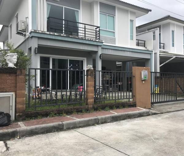 House in phuket kathu. The plant kathu- patong 