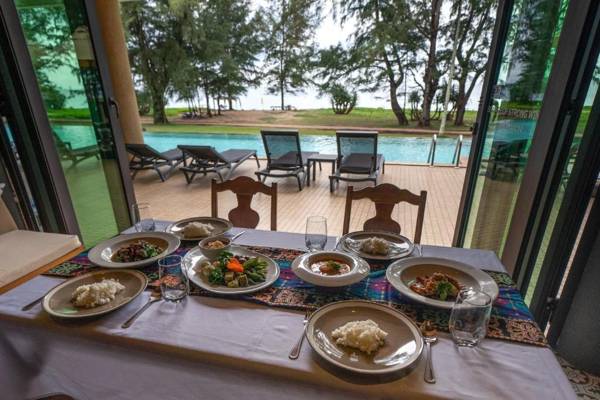 Coriacea Beachfront Boutique Phuket Resort - SHA Plus