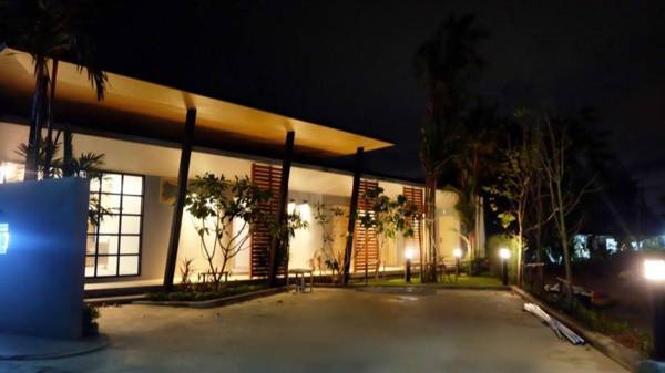 Phumi Resort