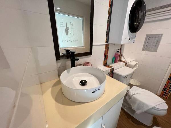 Cat story hotel 主题酒店精品房间带电梯洗衣机