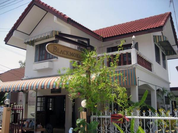 Srikrung Guesthouse