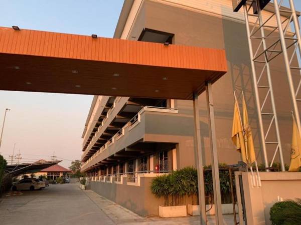 Capital O 75406 Hotel M Rojana