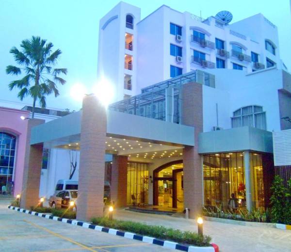 Mayflower Grande Hotel Phitsanulok