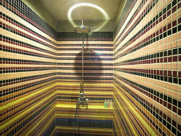 Hotel Des Artists Rose Of Pai