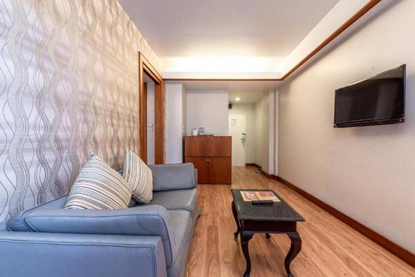 Nonthaburi Palace Hotel