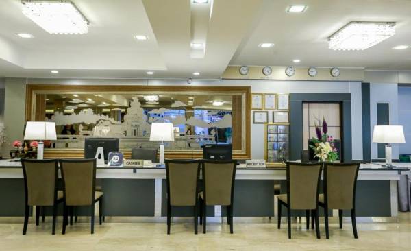 โรงแรมโคราช โฮเต็ล Korat Hotel - SHA Plus