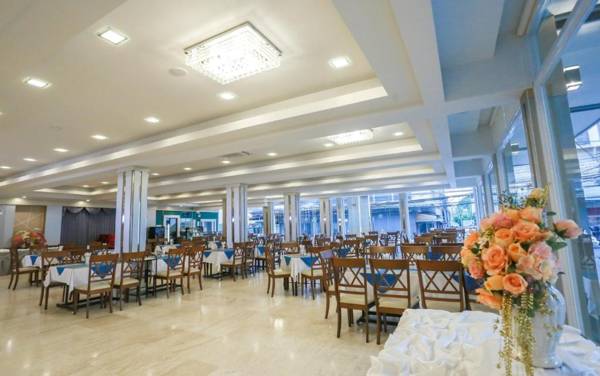 โรงแรมโคราช โฮเต็ล Korat Hotel - SHA Plus