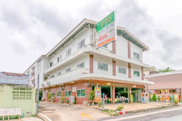 OYO 1161 Sathorn Mansion