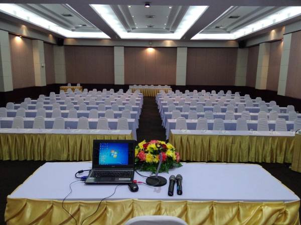 City Park Hotel Korat