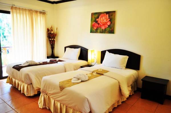 Lanta Seafront Resort