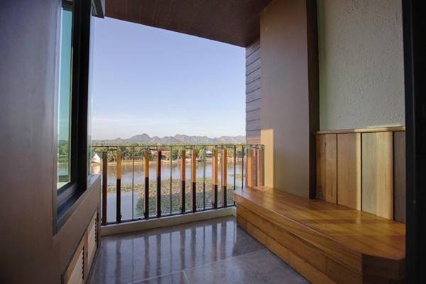 Natee The Riverfront Hotel Kanchanaburi