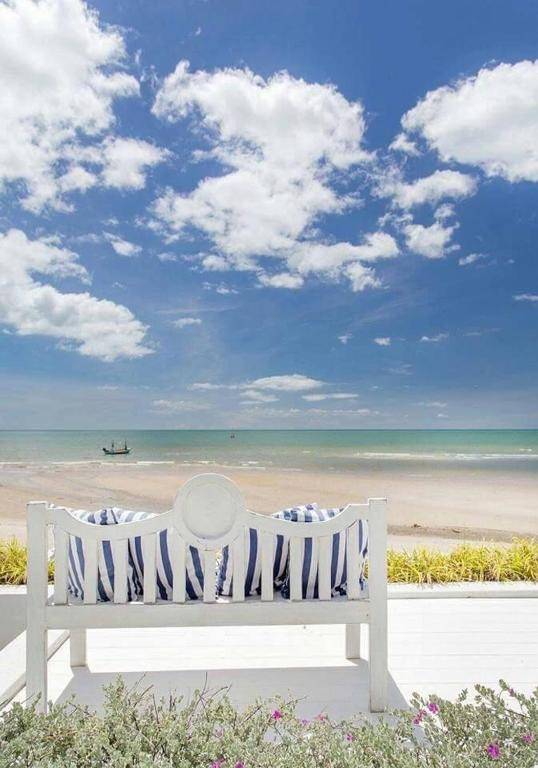 Hua Hin The Crest Santora  by Pakky