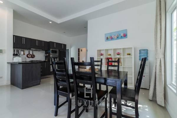 Private 3 Bedroom Pool Villa L26