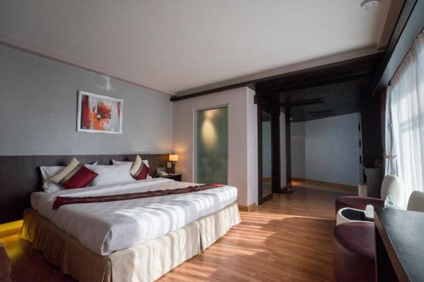 Kiss Gardenhome Chic Hotel