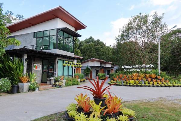 Baan Klang Suan Resort