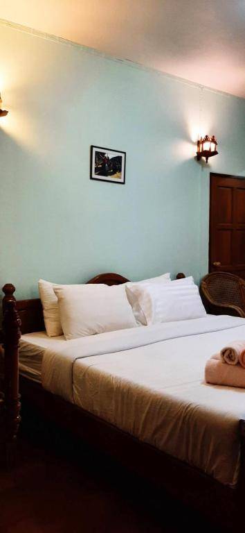 Your House 3 Guest House