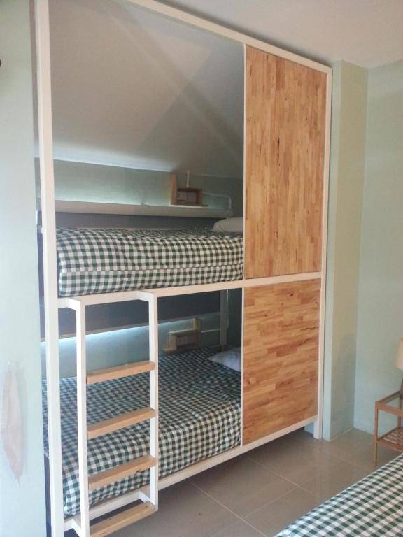 The Leaf Service Apartment