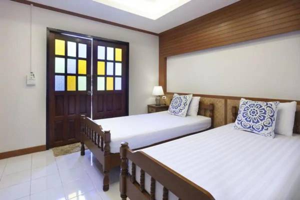 Little Home Guesthouse