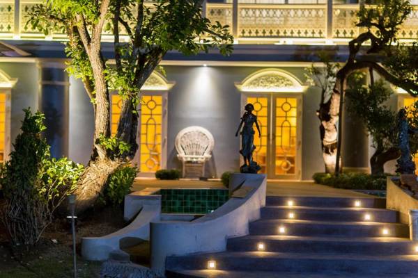 At Pingnakorn Riverside