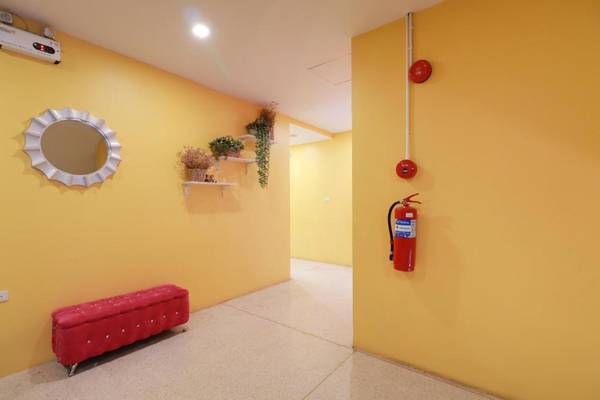 OYO 531 Le Light House & Hostel