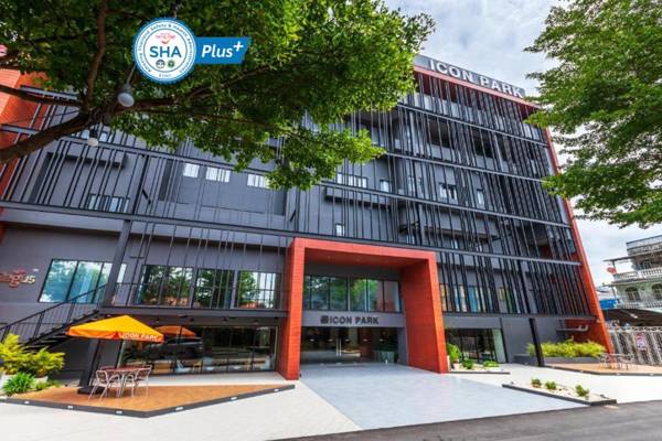 Icon Park Hotel Chiang Mai- SHA Extra Plus