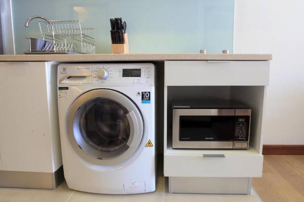 The Astra Condo Cozy Suite