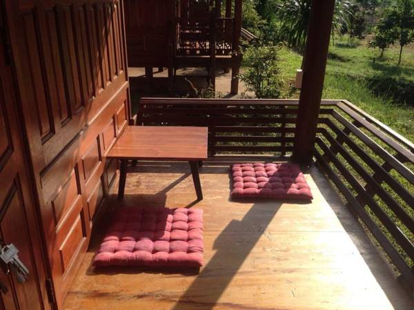 Nai Khun Khao Resort