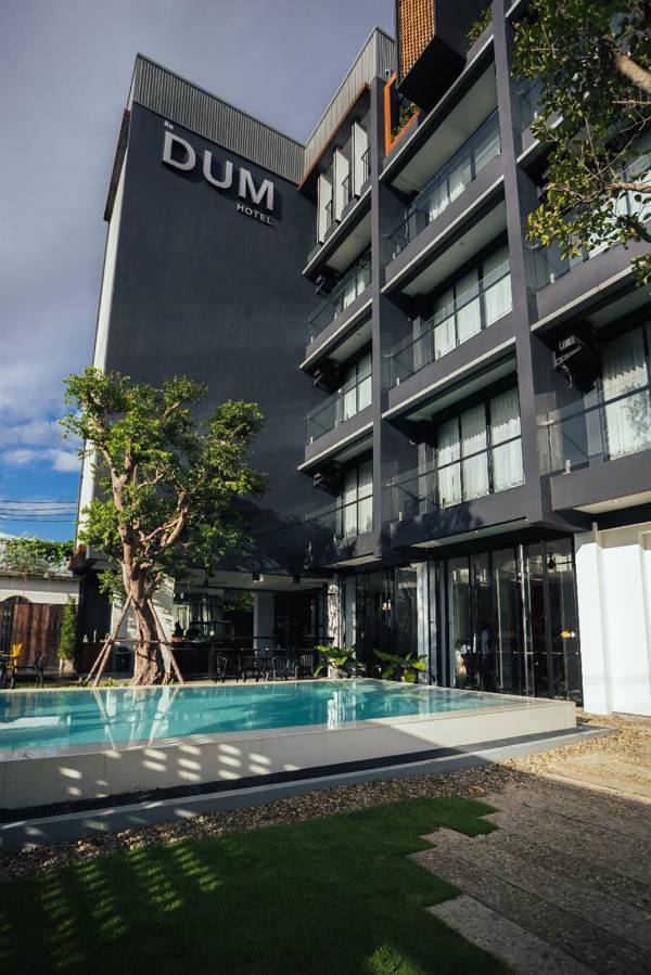 DUM HOTEL