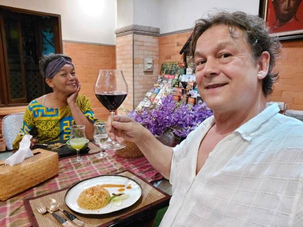 AWARA SIGNATURE HOUSE CAFE & RESTAURANT