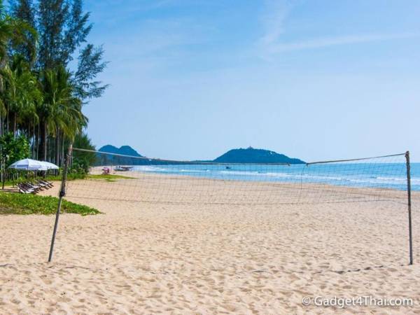 Baan Klang Aow Beach Resort