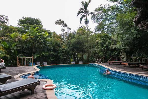 Aonang Cliff View Resort SHA Extra Plus