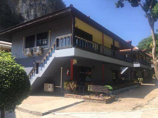 Railay Viewpoint Resort