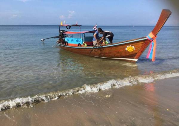 Sun Smile Beach Koh Jum