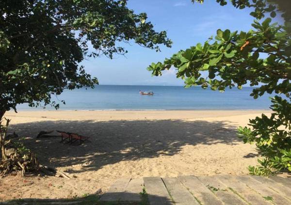 Sun Smile Beach Koh Jum