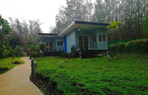 Chomphu Resort