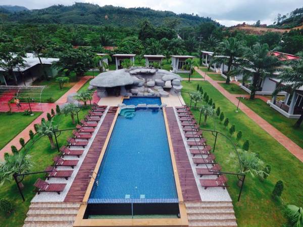 Khaolak Mountain View Resort