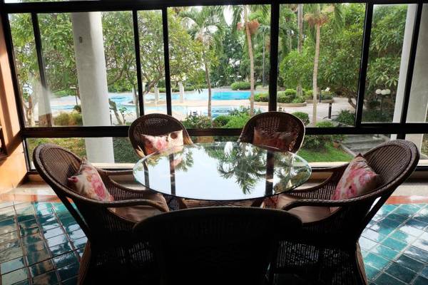 Payoon Garden Cliff Condominium