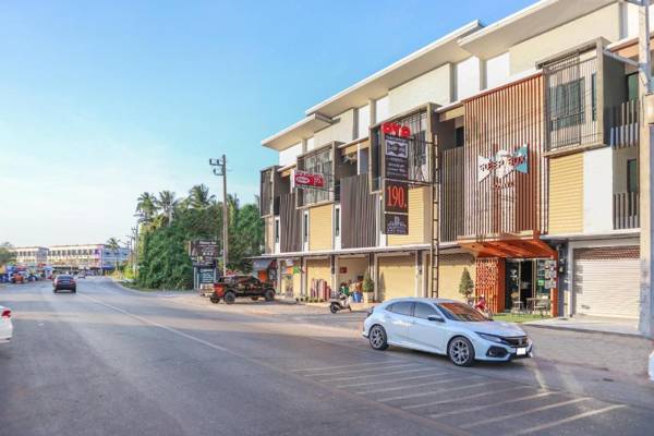 Sleepbox Hostel Suratthani
