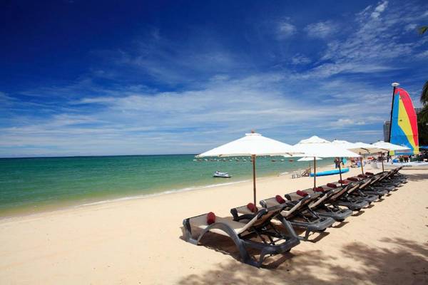 Centara Grand Mirage Beach Resort Pattaya - SHA Extra Plus