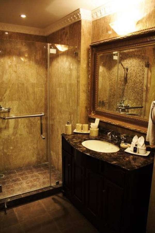 Four Seasons Place - SHA Extra Plus