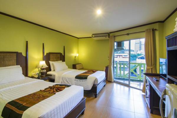 Phuphaya Resort Pattaya